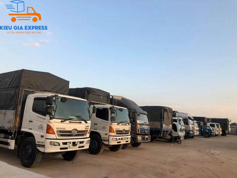 Vận chuyển hàng hóa Hà Nội vào Bình Dương nhanh, an toàn, giá rẻ 1 Van-chuyen-hang-hoa-Binh-Duong-Giai-phap-toi-uu-cho-doanh-nghiep-va-ca-nhan
