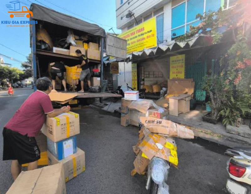 Vận chuyển hàng Lào Cai Hà Nội đúng hẹn & giá rẻ 2025 6 Vận chuyển hàng từ Lào Cai đi Hà Nội