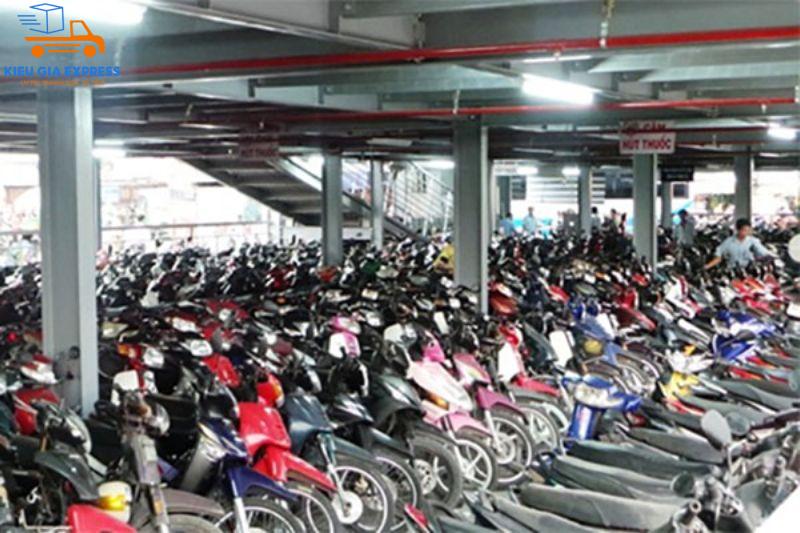 Gửi xe máy ở Bến xe trung tâm Đà Nẵng: Giá cả & Những lưu ý 2 Bảng Giá Gửi Xe Máy ở Bến Xe Trung Tâm Đà Nẵng Mới Nhất