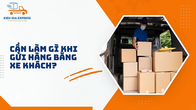 Cần làm gì khi gửi hàng bằng xe khách? Hướng dẫn chi tiết 2 khach-hang-Can-lam-gi-khi-gui-hang-bang-xe-khach