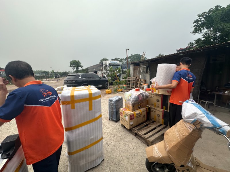 Gửi hàng hóa Hà Nội đi Đà Nẵng uy tín, giá rẻ nhanh chóng 8 Những lưu ý quan trọng khi gửi hàng Hà Nội Đà Nẵng